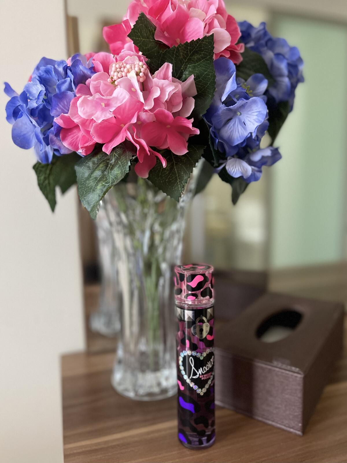 تصویر عطر سنوکی نیکول پولیتسی