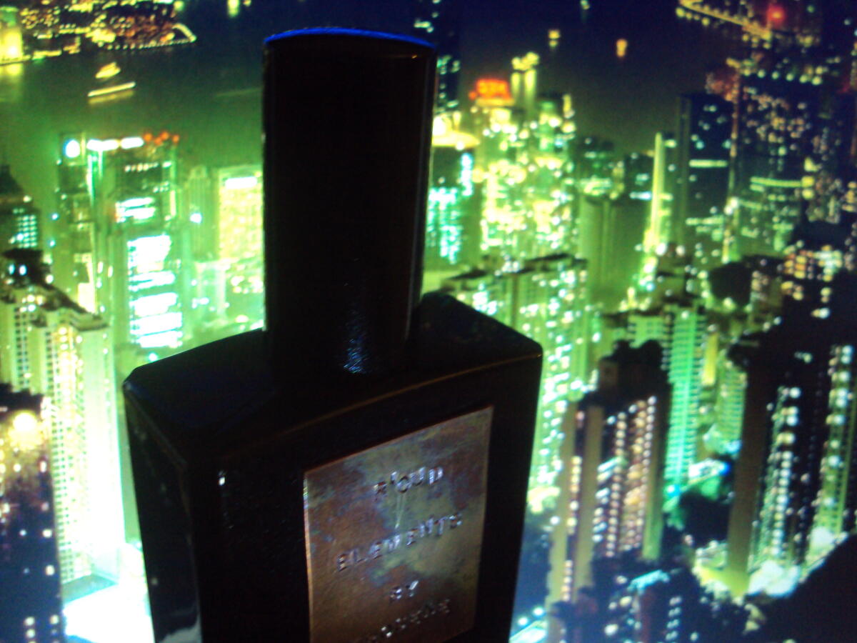 تصویر عطر رود المنتس کِرِسین