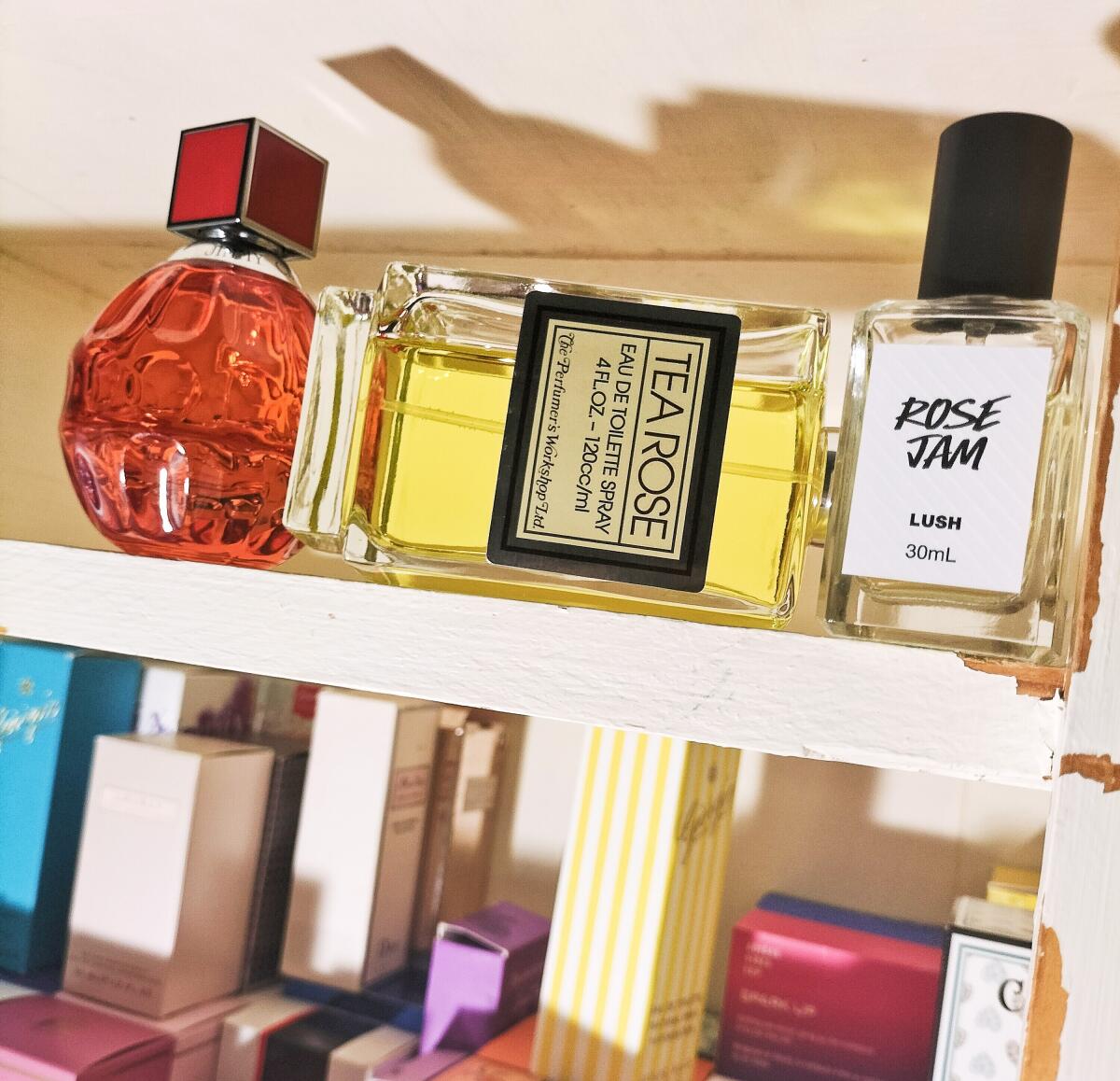 تصویر عطر جیمی چو اگزوستیک