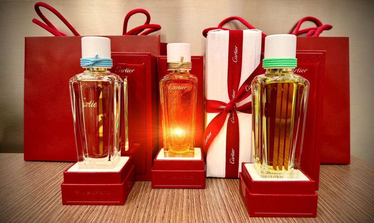تصویر عطر عود اند عود کارتیه