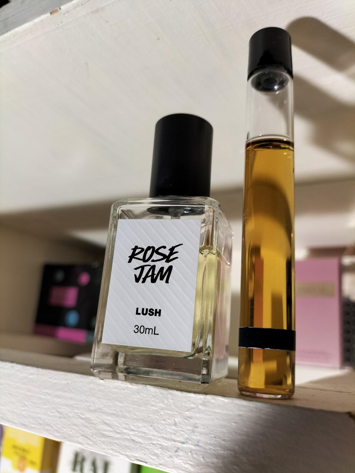 تصویر عطر ایندگو آور مدرن لایوز