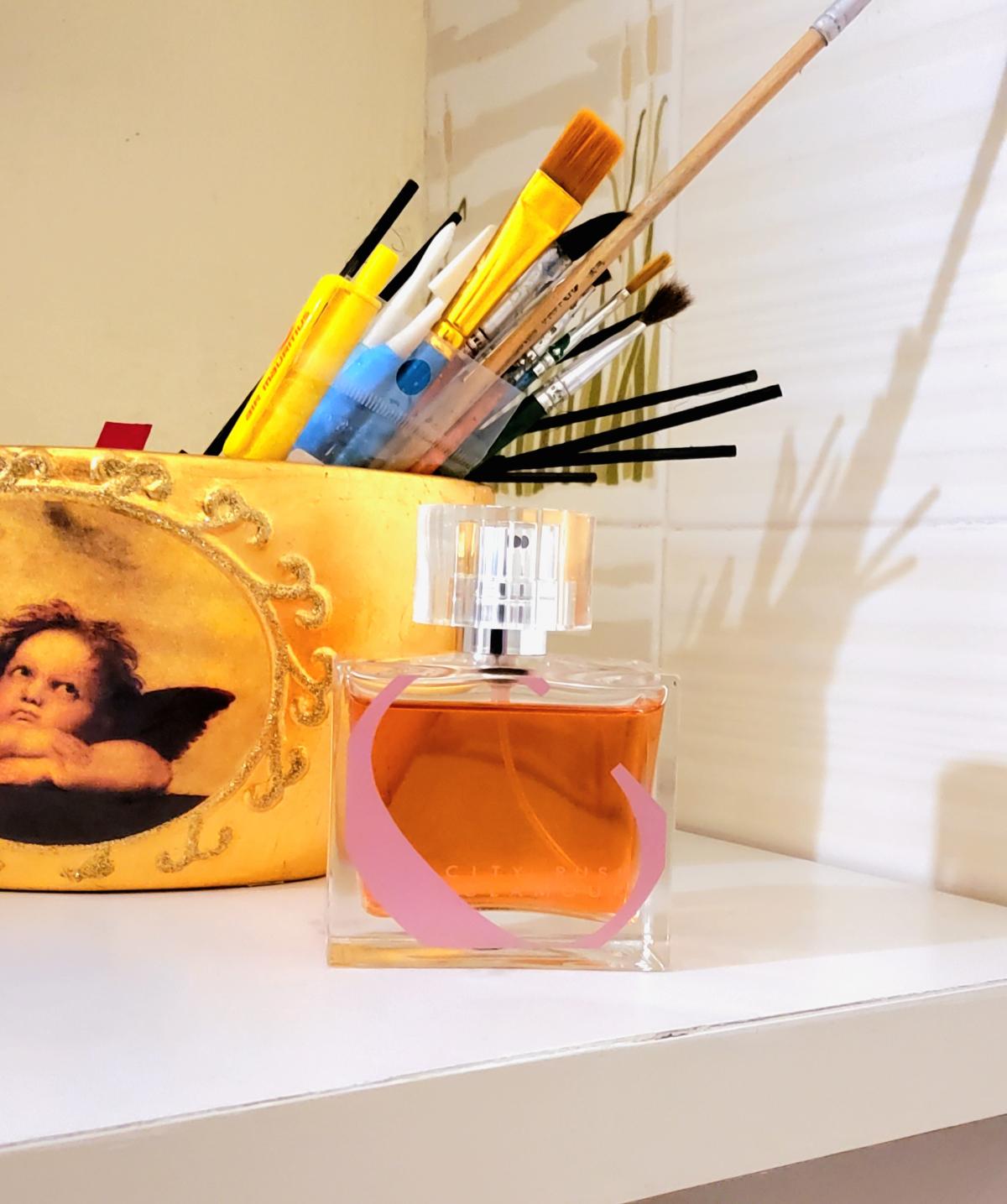 تصویر عطر سیتی راش گلامور ایون