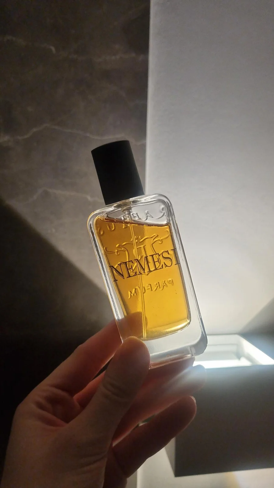 تصویر عطر ایننس تیار مونتال