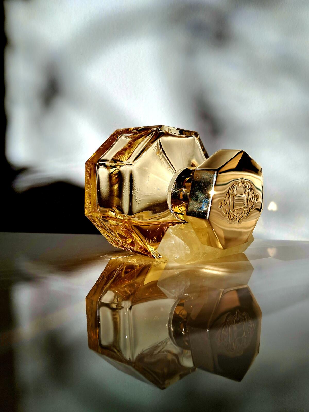 تصویر عطر دلیریا لارتیزان پرفیومر