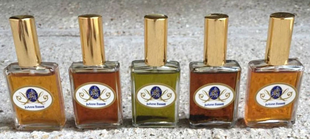 تصویر عطر سیکرِد سِوِن اِلیکسر جوآن باست