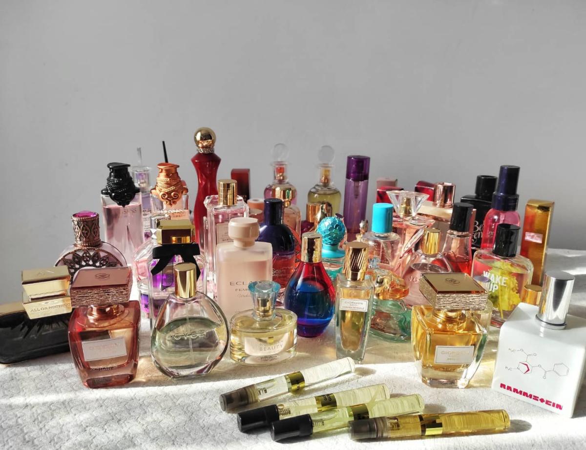 تصویر عطر پوزس د سیکرت وومن اوریفلیم