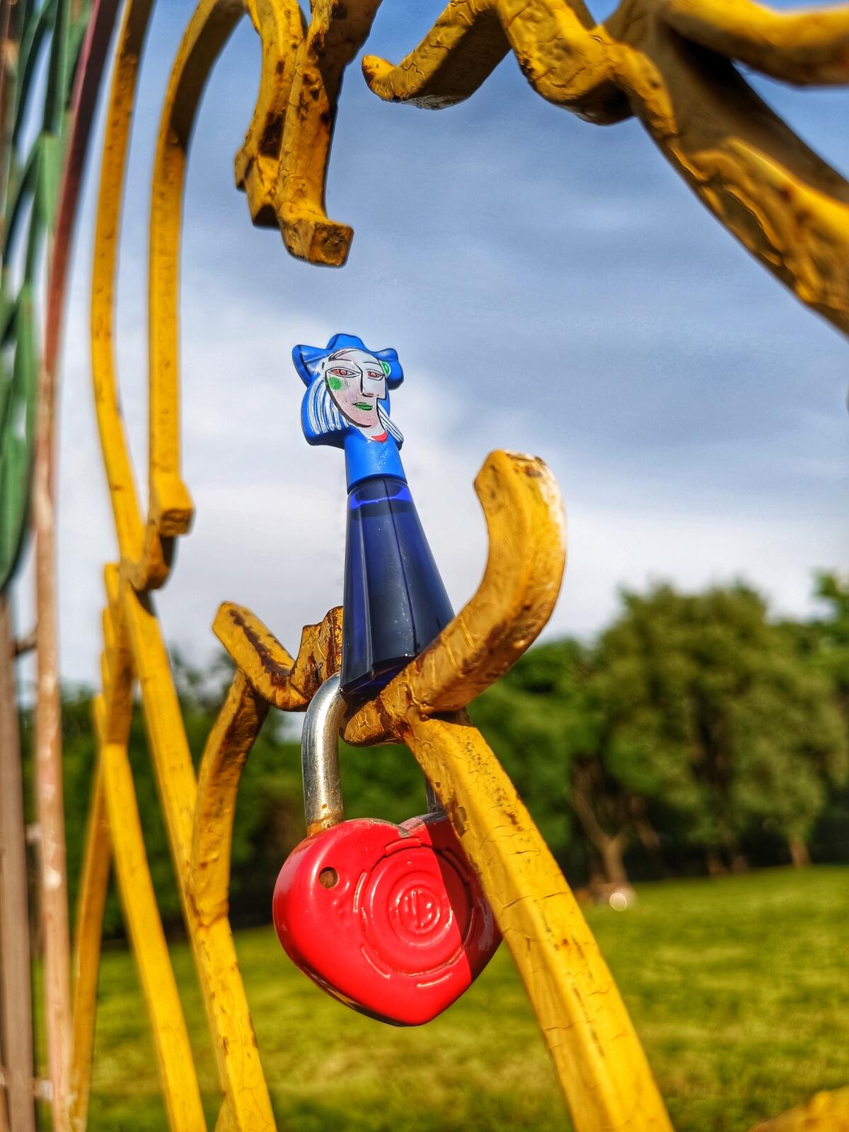 تصویر عطر شاپو بلو مارینا پیکاسو
