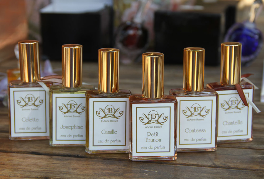 تصویر عطر وارم هربال سیترس جوآن باست