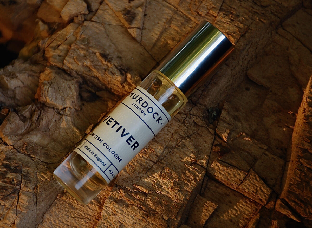 تصویر عطر وتیور مرداک لندن