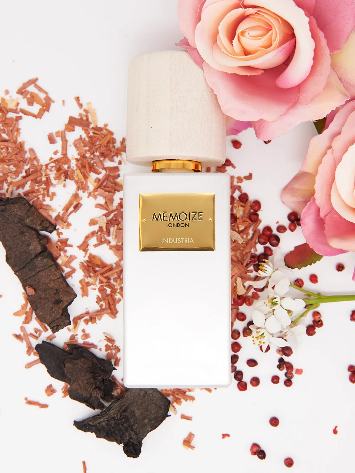 تصویر عطر اینداستریا ممویز لندن