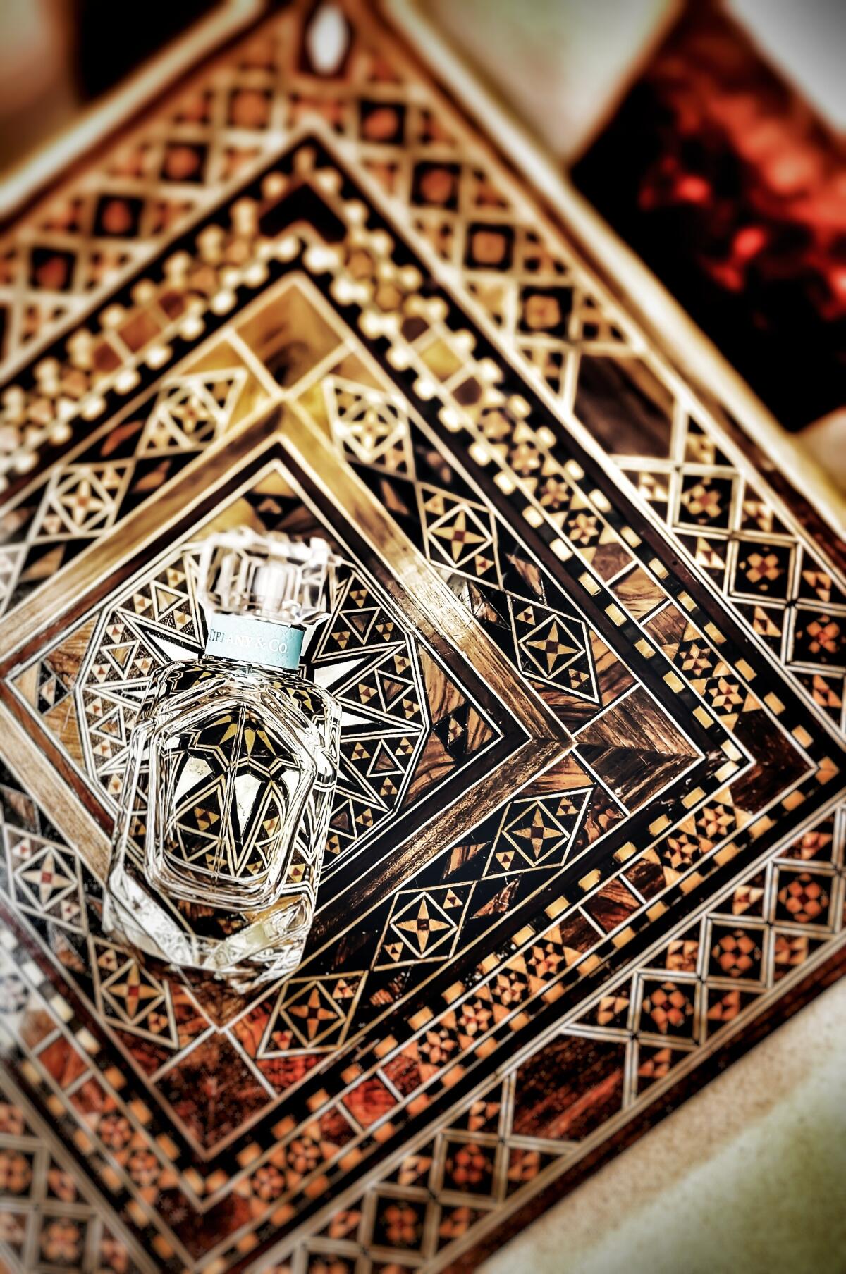 تصویر عطر تیفانی اند کو تیفِنی