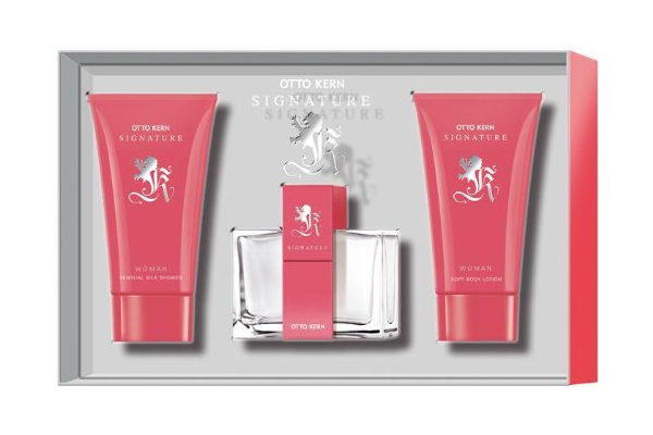 تصویر عطر سیگنیچر وومن اوتو کرن