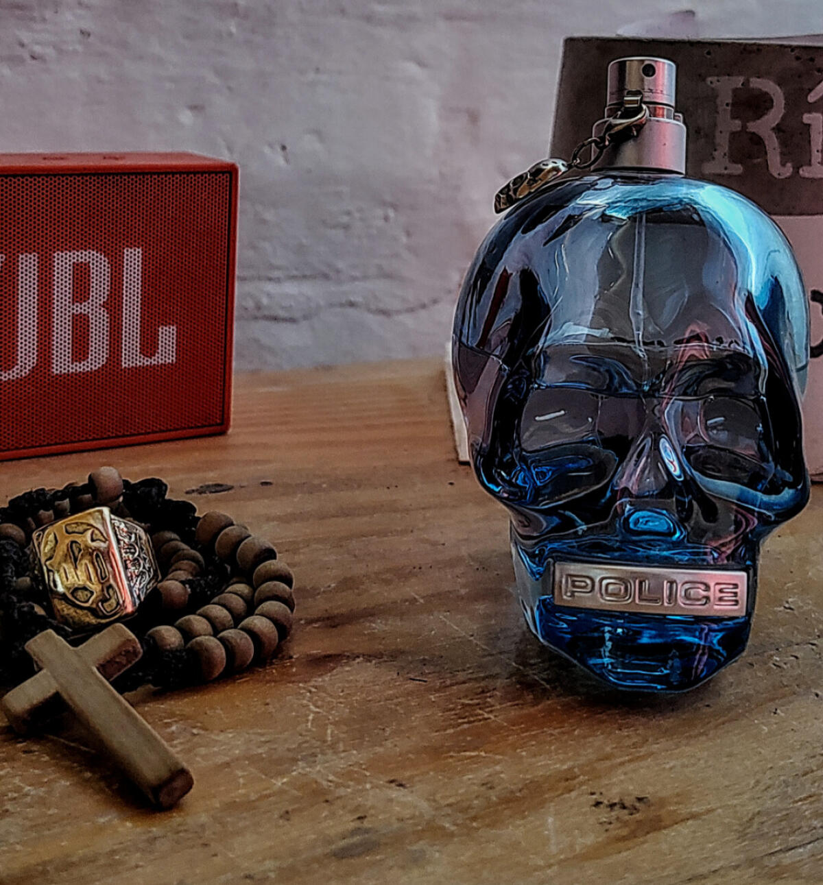 تصویر عطر تو بی پلیس