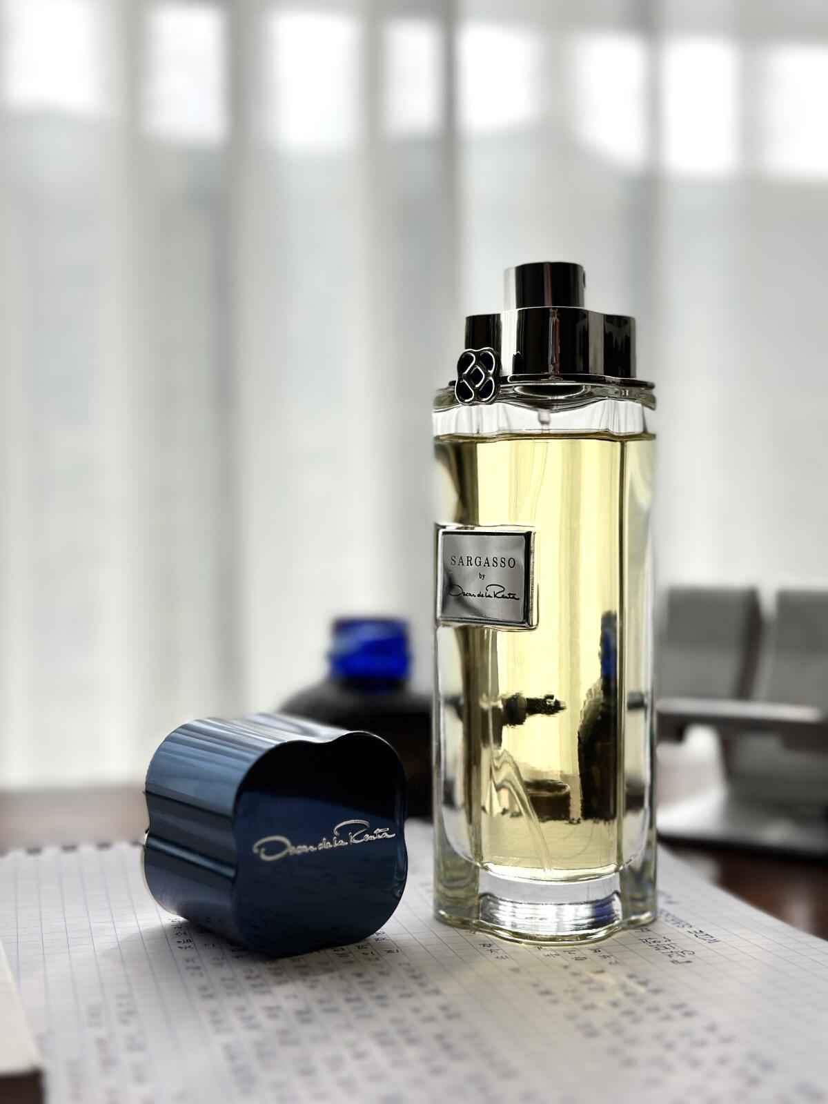 تصویر عطر سرگاسو اسکار دلا رنتا