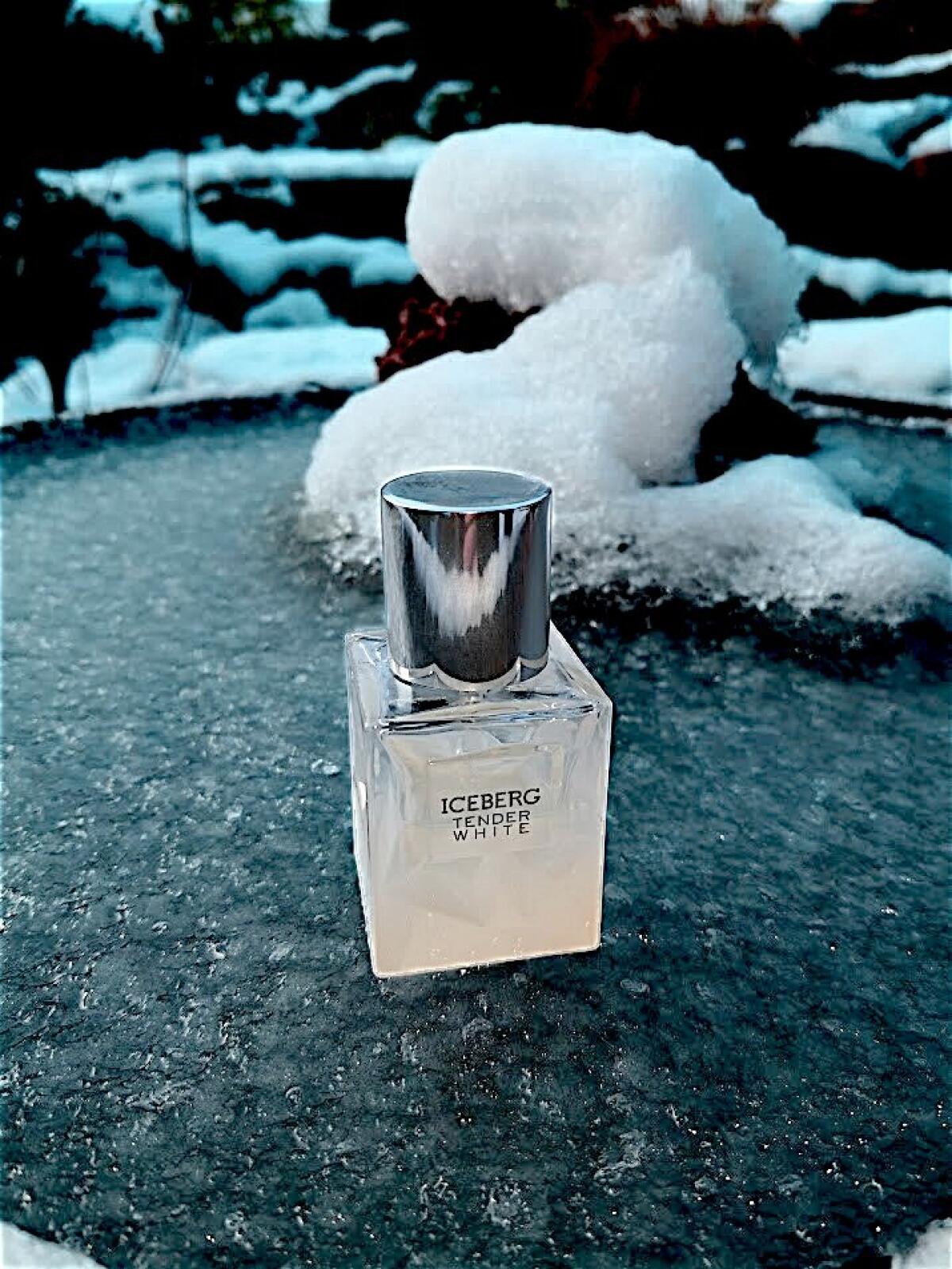 تصویر عطر تندر وایت آیسبرگ