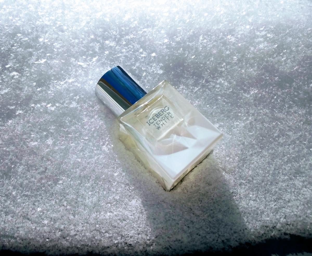 تصویر عطر تندر وایت آیسبرگ