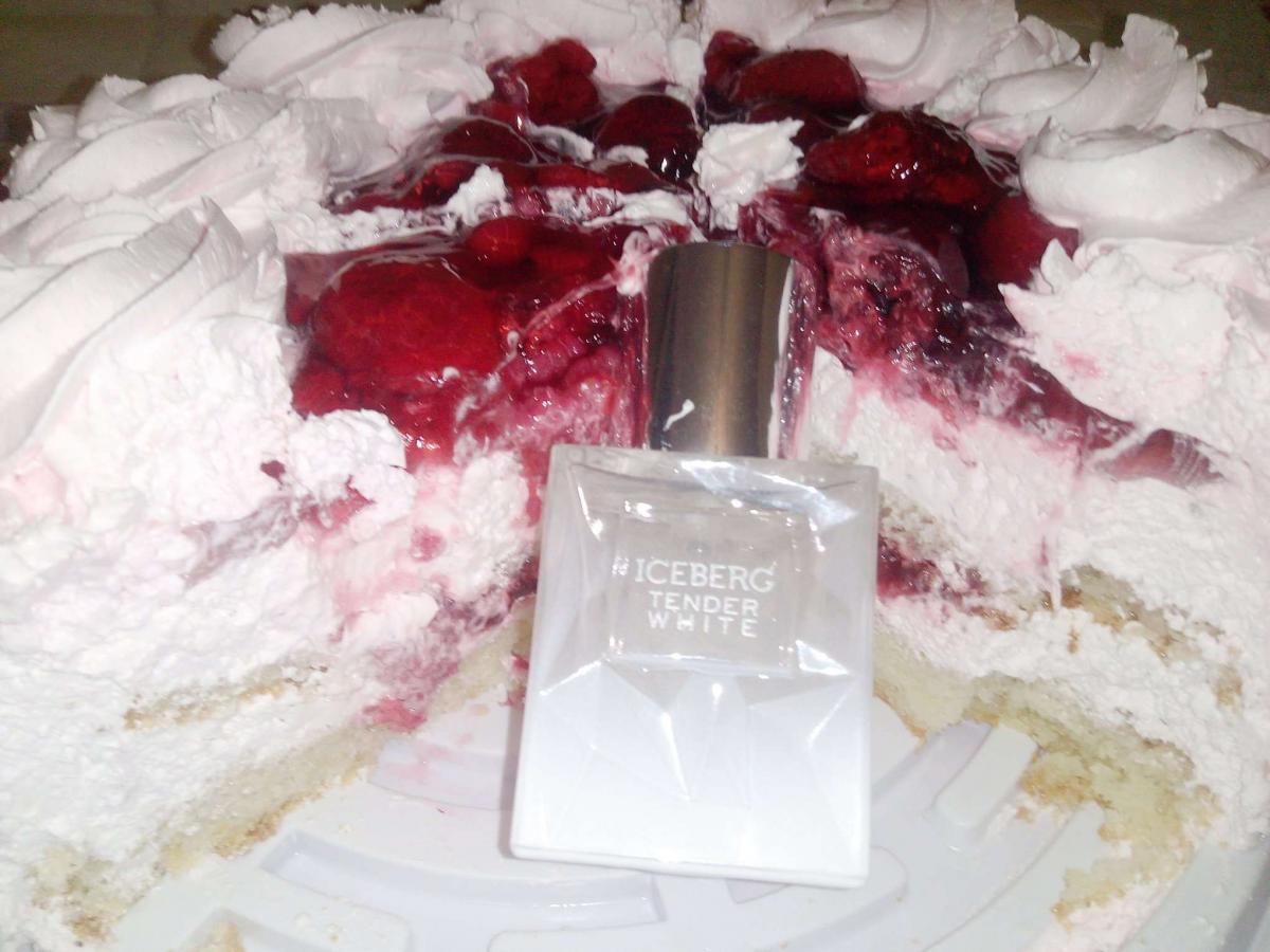 تصویر عطر تندر وایت آیسبرگ