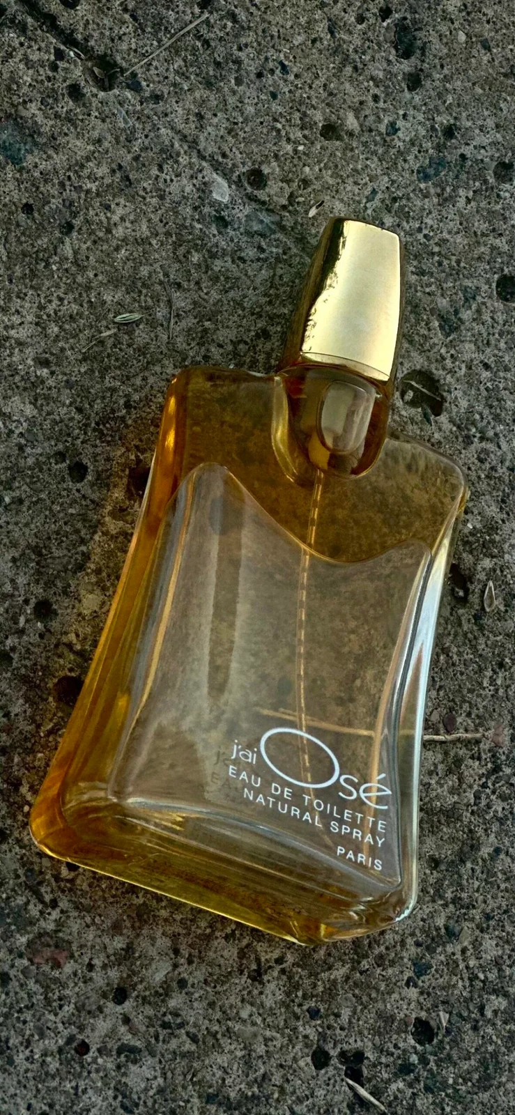 تصویر عطر ژئوزه پرفیومز ژه اوزه