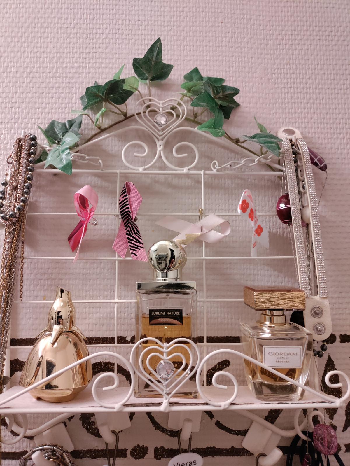 تصویر عطر ولاره گلد اوریفلیم
