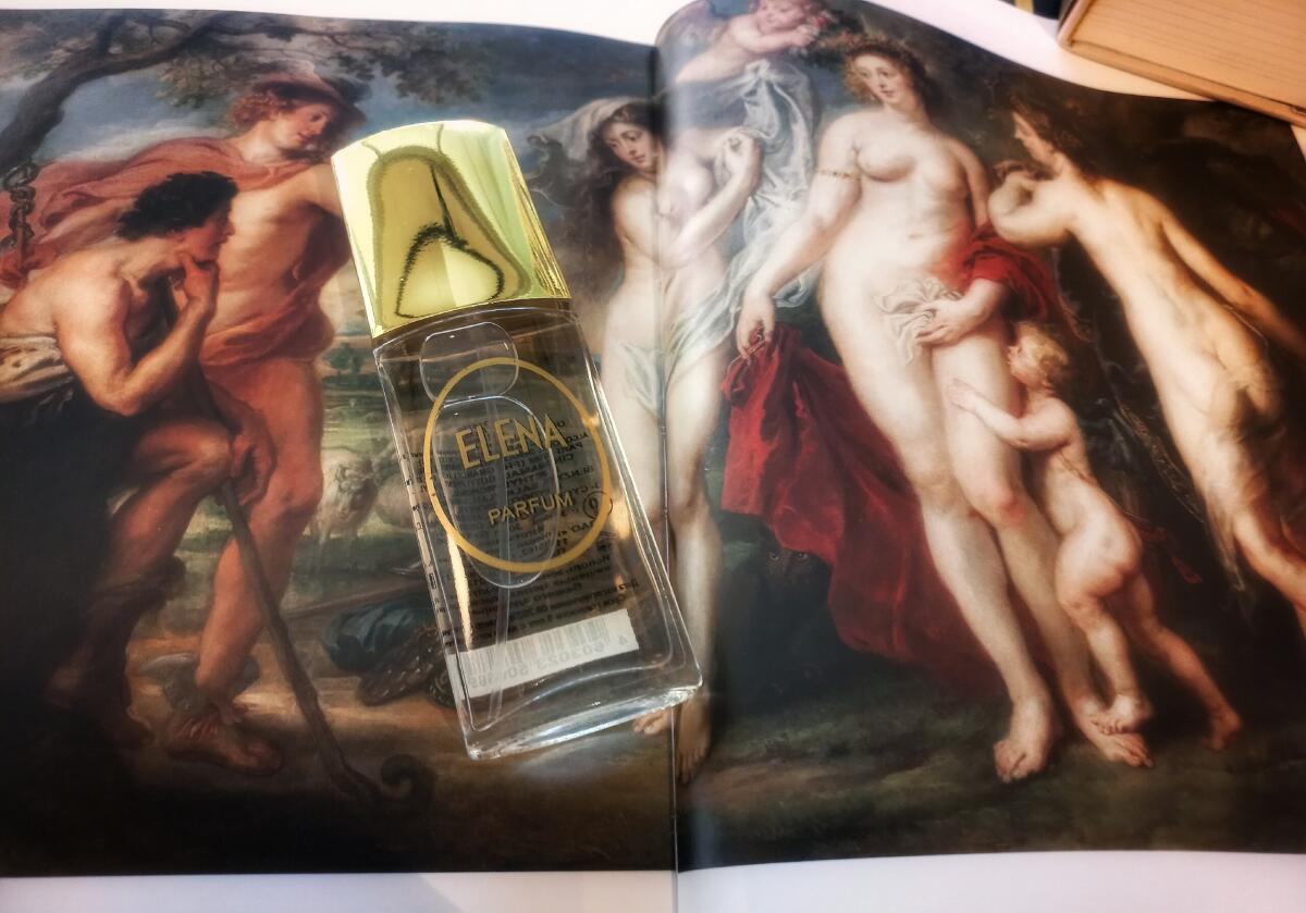 تصویر عطر النا نوایا زاریا (طلوع نو)