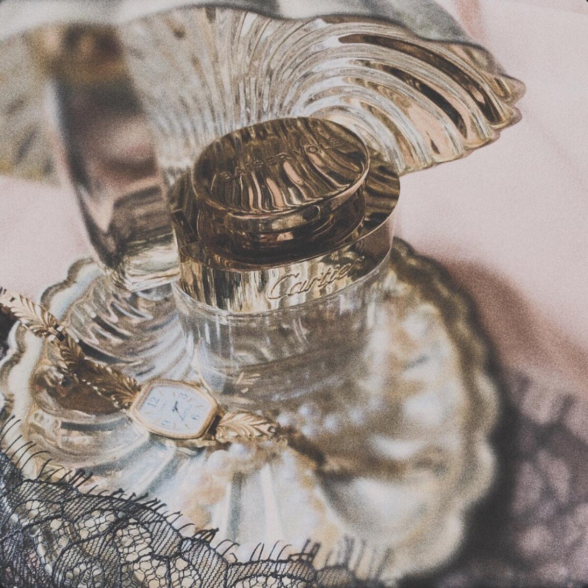 تصویر عطر بزه ووله کارتیه