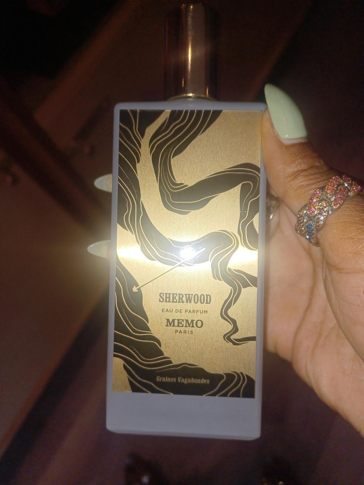 تصویر عطر شروود ممو پاریس