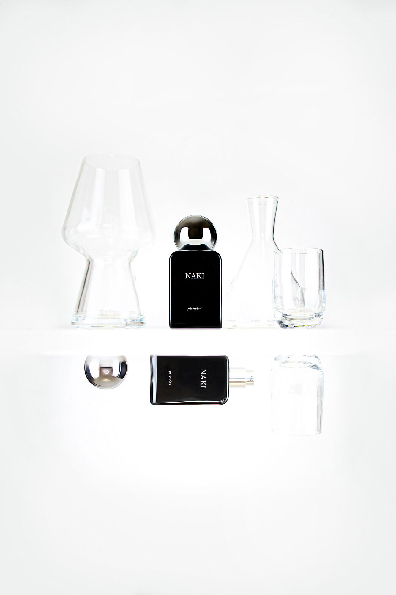 تصویر عطر ناکی پرنوار