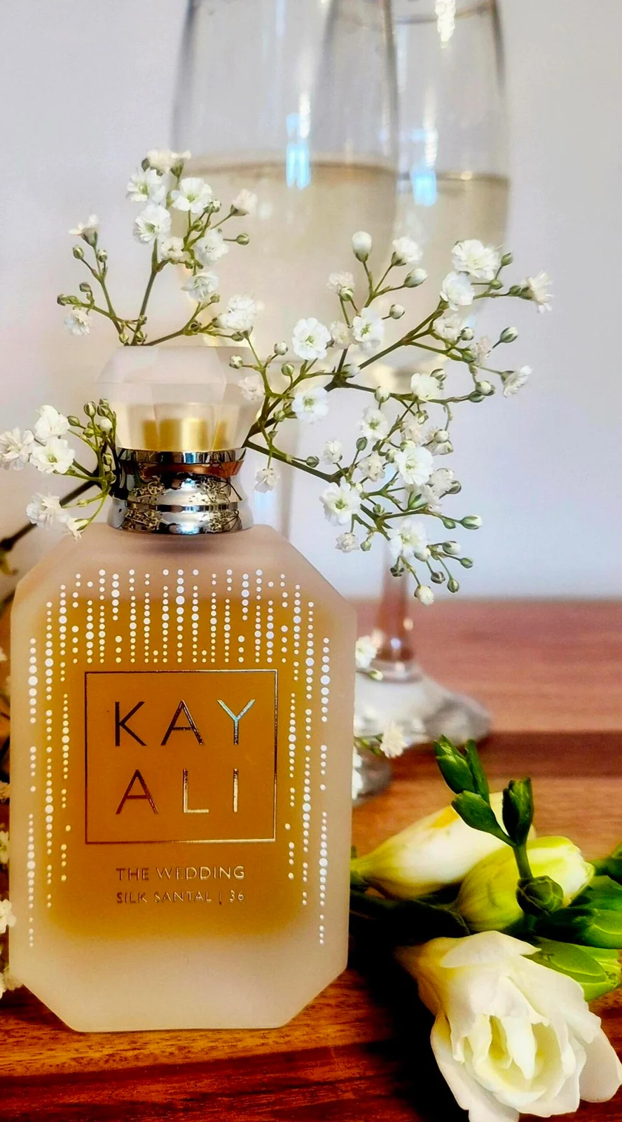 تصویر عطر د وِدینگ سیلک سانتال تری سیکس کیالی فرگرنسز