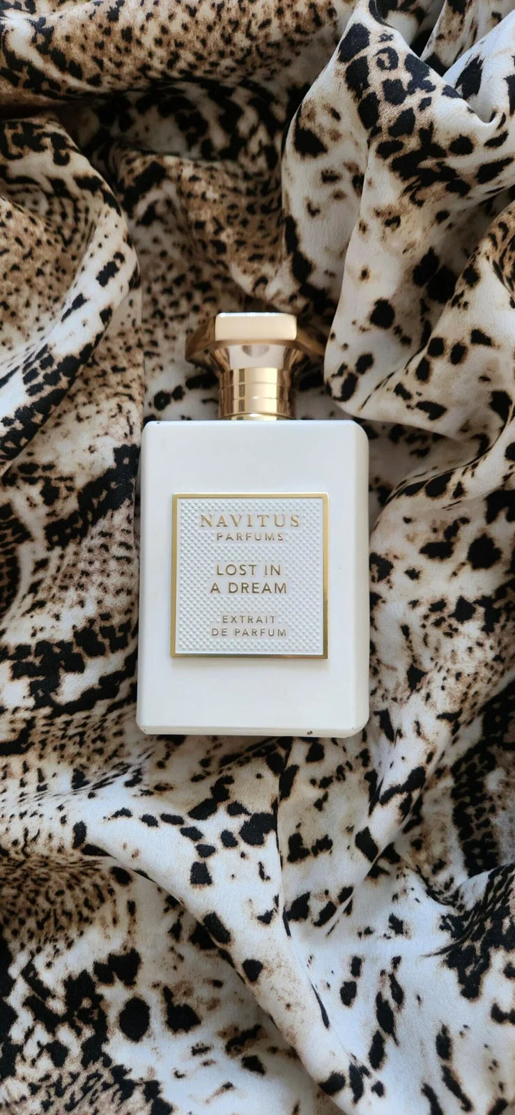 تصویر عطر لاست این ا دریم ناویتوس پرفیومز