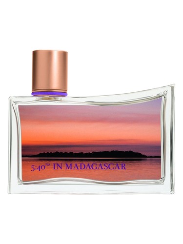 تصویر عطر پنج و چهل عصر در ماداگاسکار کنزو