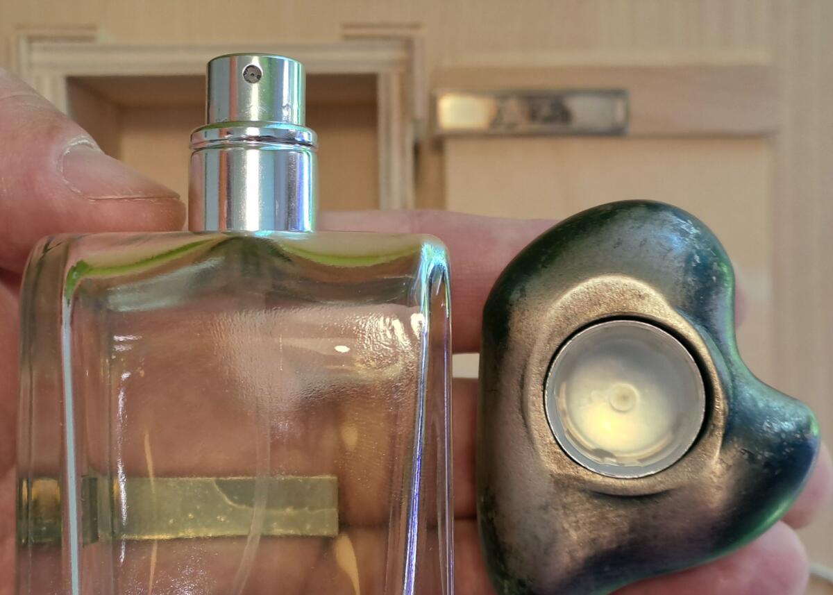 تصویر عطر آلفا مندیتوروسا