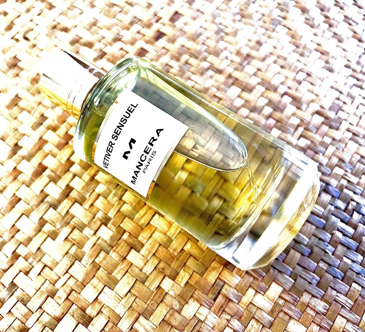تصویر عطر وتیور سنسوال مانسرا