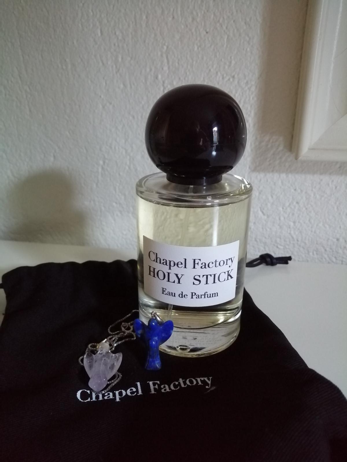 تصویر عطر هولی استیک چَپِل فکتوری