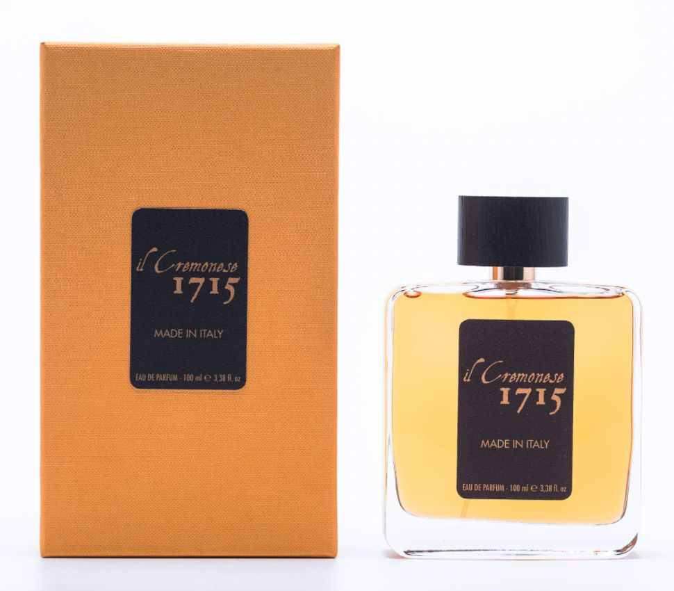 تصویر عطر ایلیا کرمونزه ۱۷۱۵ ایل کرمونس ۱۷۱۵