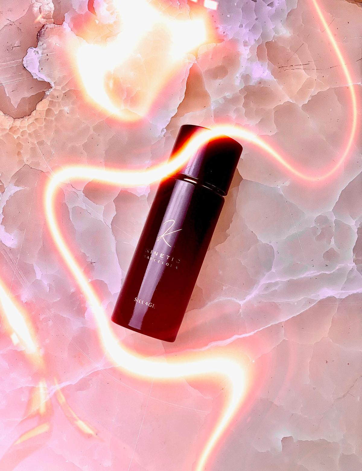 تصویر عطر سیلاج کِنِتیک پرفیومز