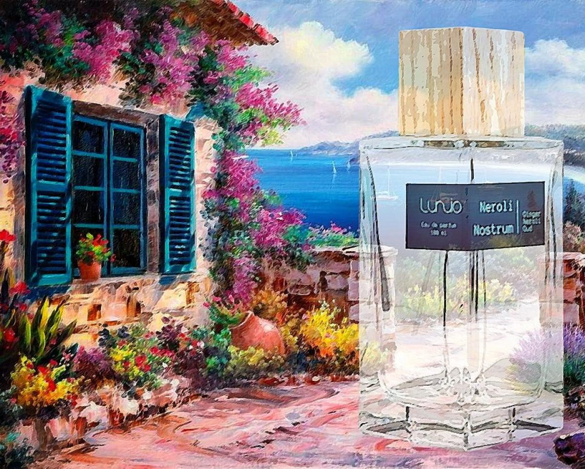 تصویر عطر نرولی نوستروم لونیو
