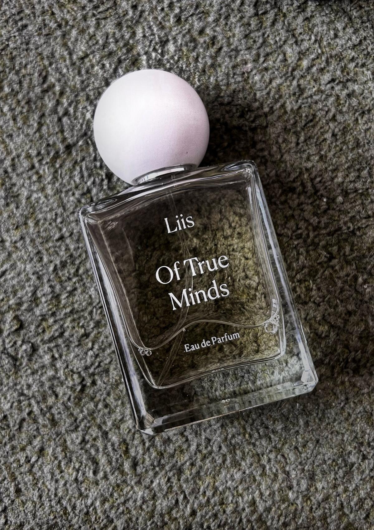 تصویر عطر آو ترو مایندز لییس