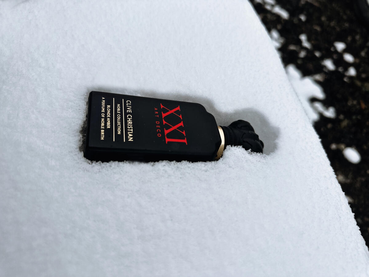 تصویر عطر بلاند آمبر کلایو کریستین