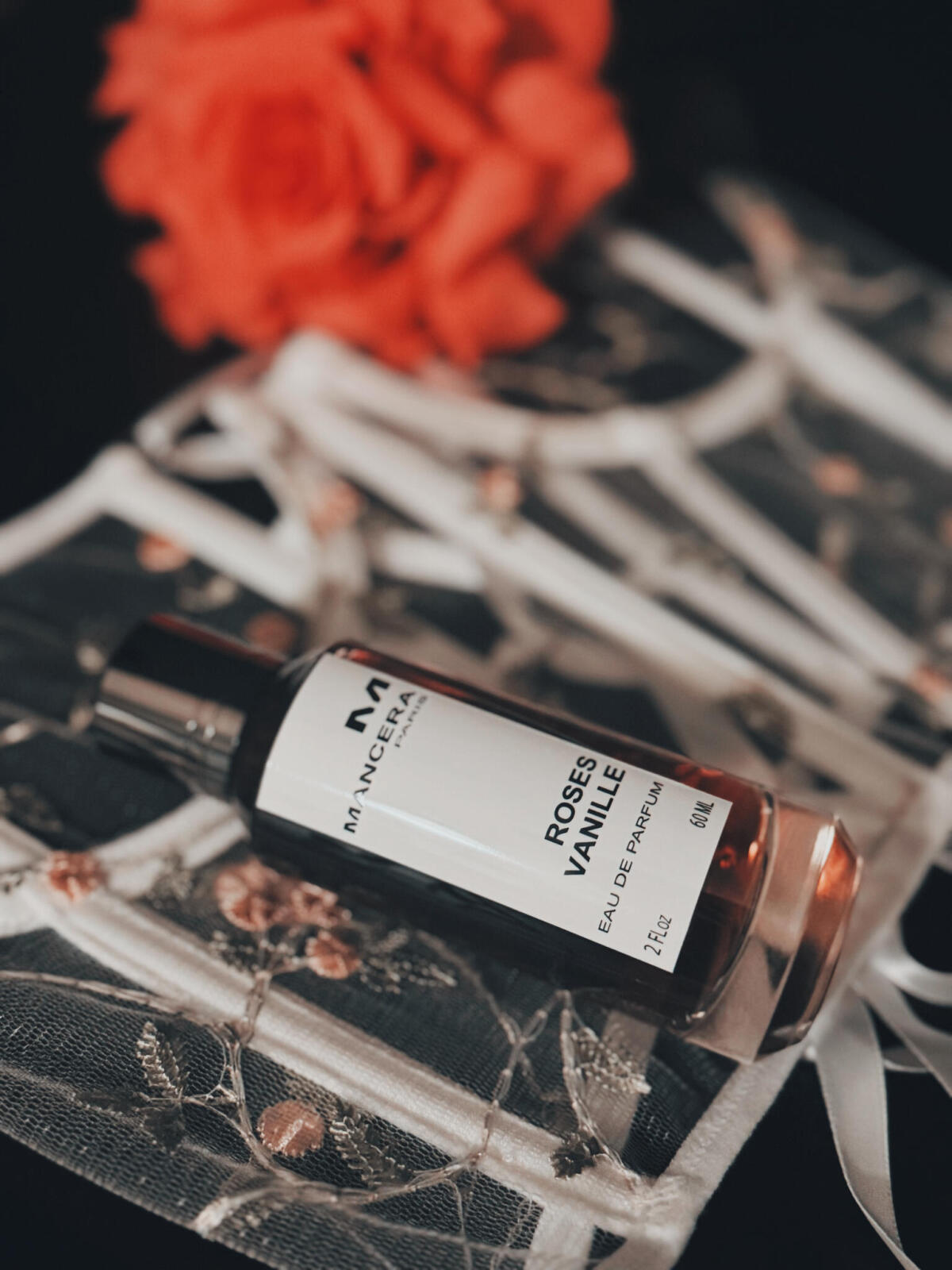 تصویر عطر رزز وانیل مانسرا