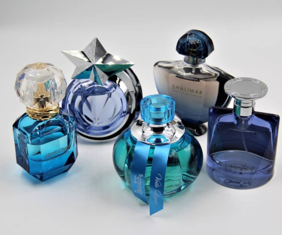 تصویر عطر وایل لجر بلو دزینتارس