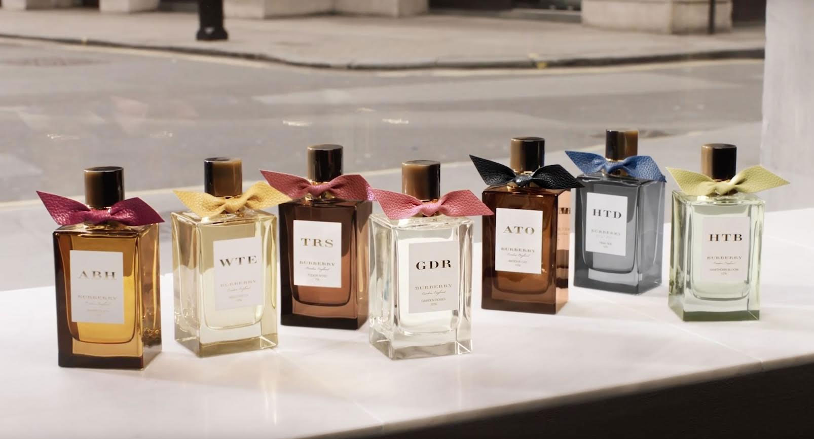 تصویر عطر گاردن رزز بربری