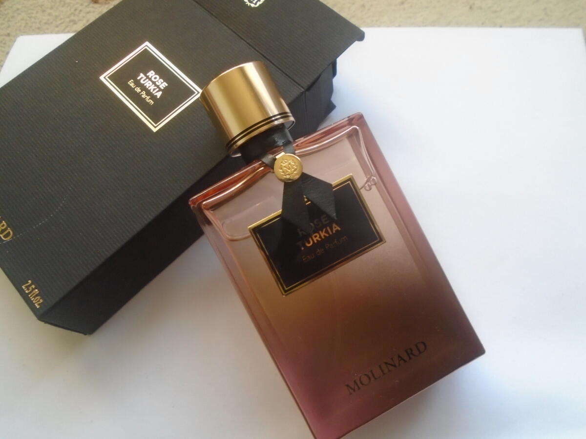 تصویر عطر رز ترکیه مولینار