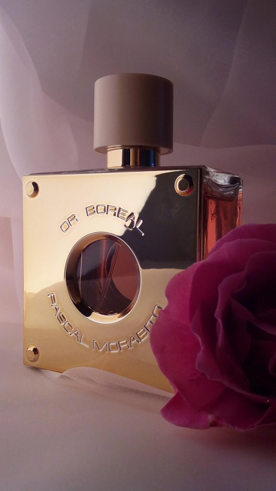 تصویر عطر اور بوریل پاسکال مورابیتو