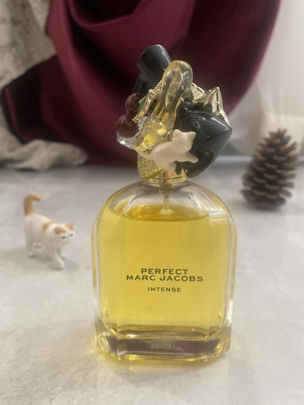 تصویر عطر پرفکت اینتنس مارک جیکوبز