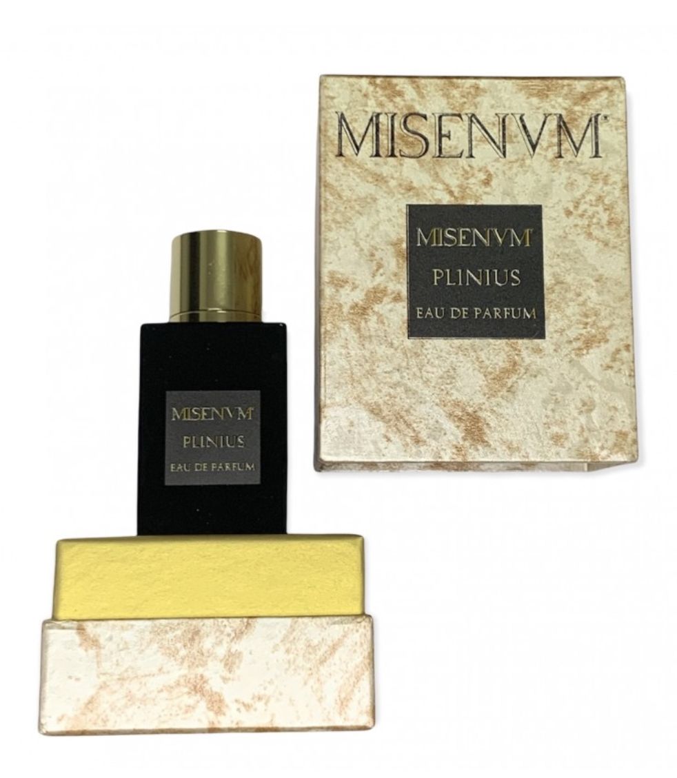 تصویر عطر پلینیوس میسنوم