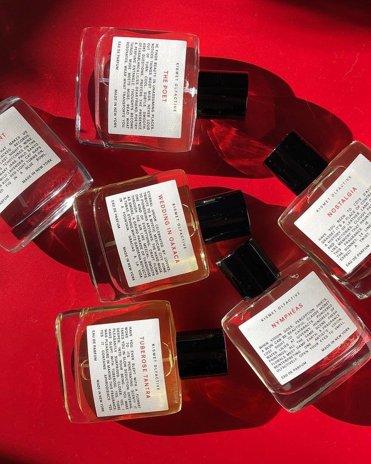 تصویر عطر ودینگ این اوآخاکا قسمت اولفکتیو
