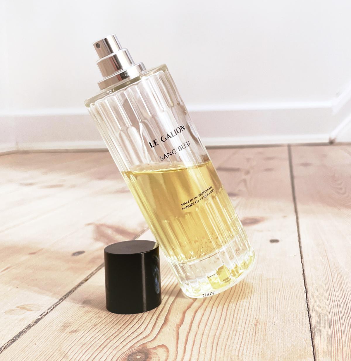 تصویر عطر سنگ بلو لو گالیون
