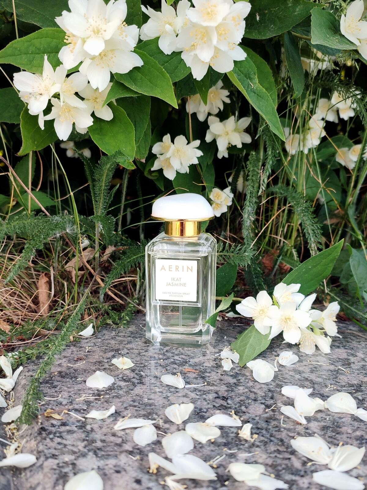 تصویر عطر ایکَت جَسمین ایرین