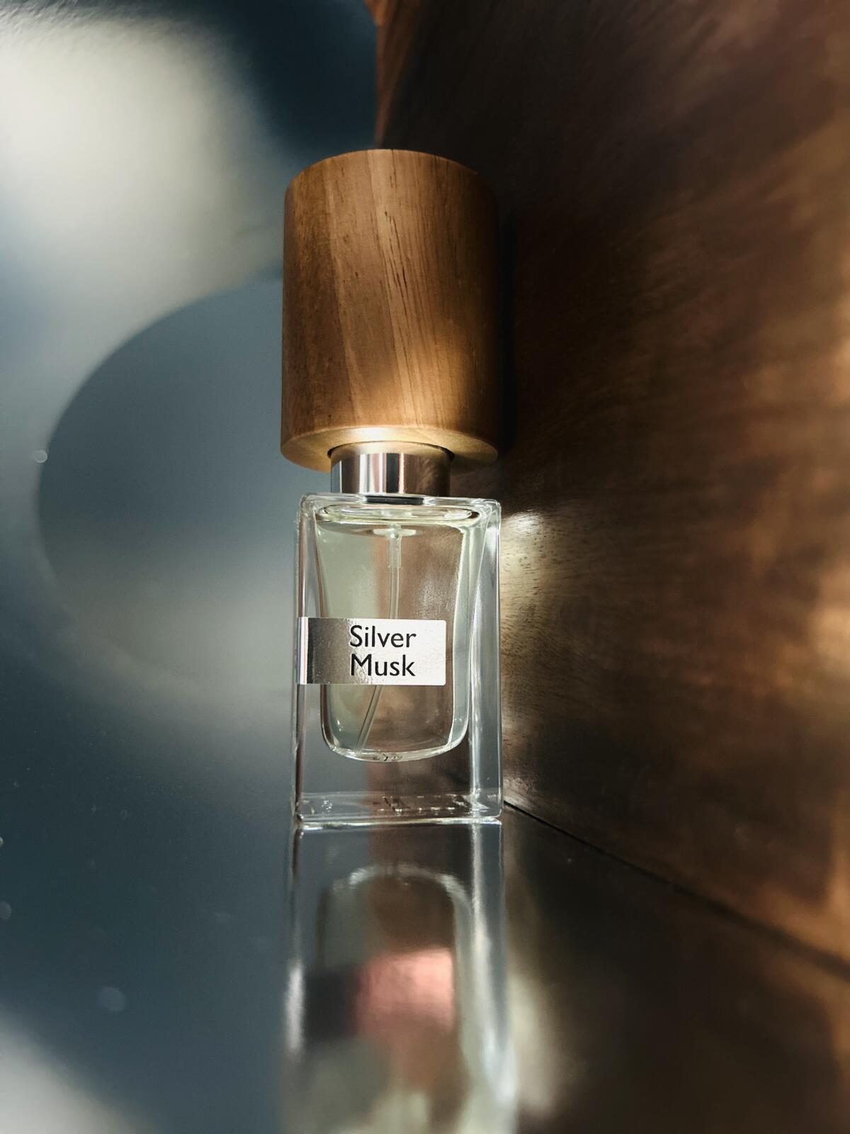 تصویر عطر سیلور ماسک ناسوماتو
