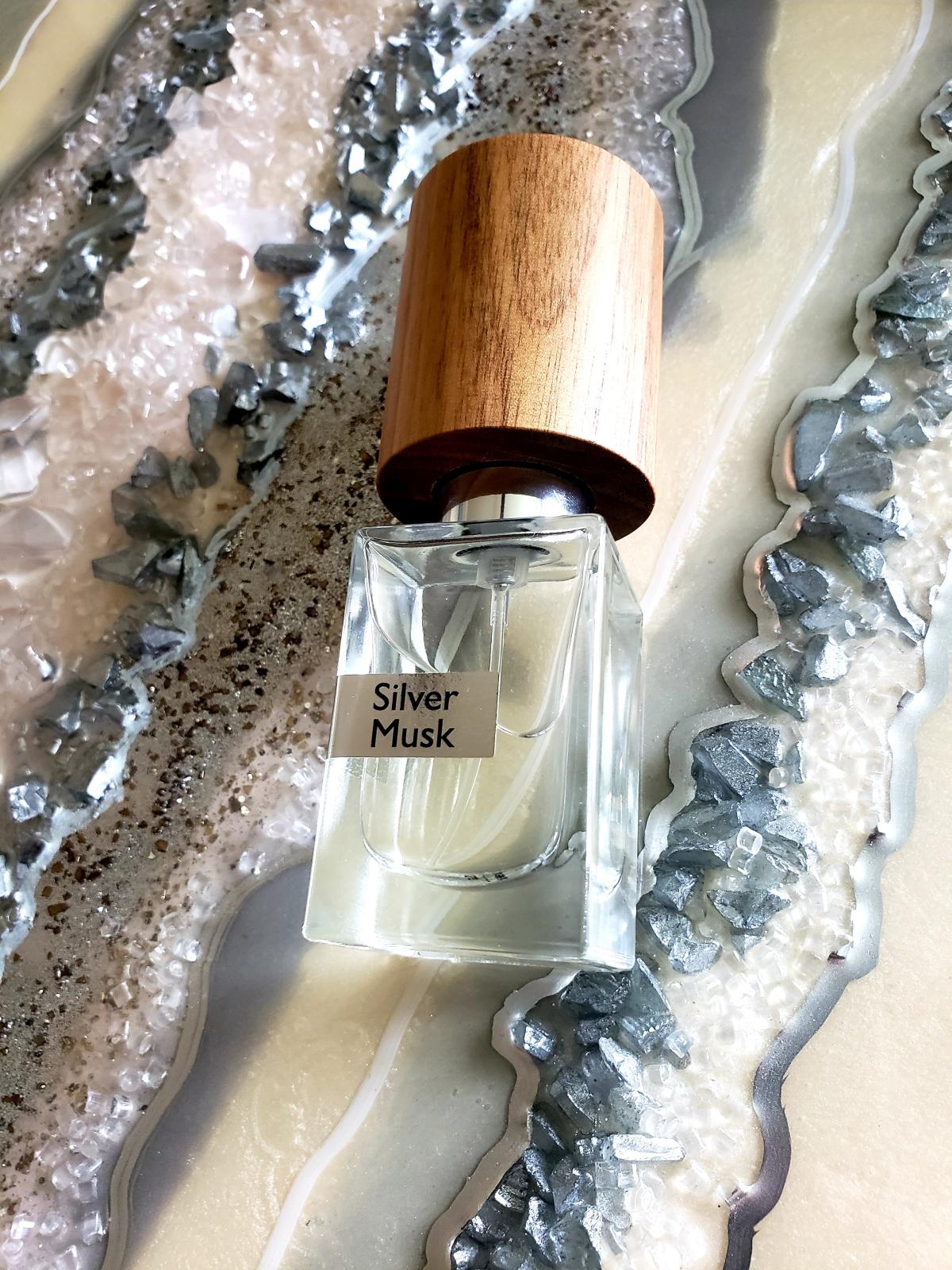 تصویر عطر سیلور ماسک ناسوماتو